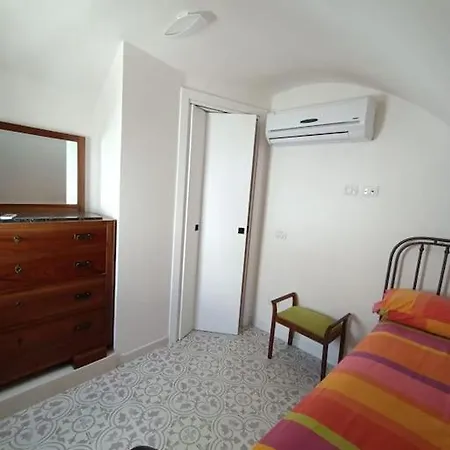 Sull'arco Della Gnostra