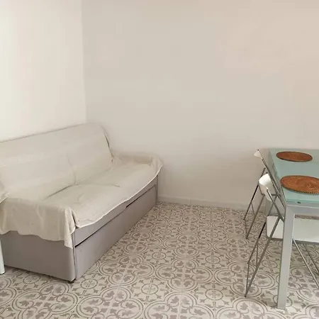 Sull'arco Della Gnostra * Noci